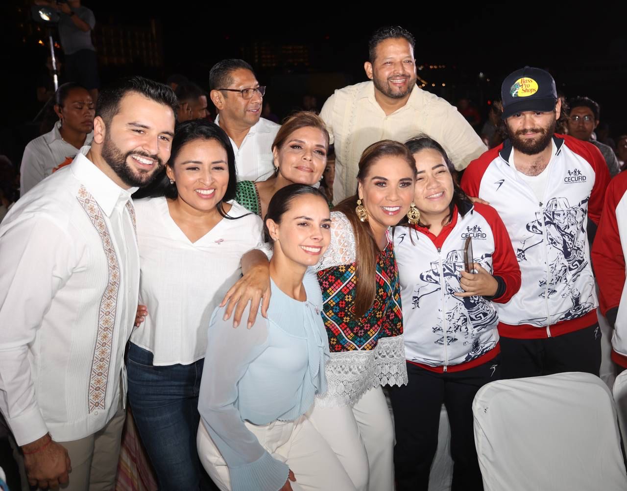 uploads/6/32/01 (488).Jpeg